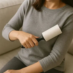 Rolo Adesivo Tira Pelos – Limpeza prática para roupas e estofados